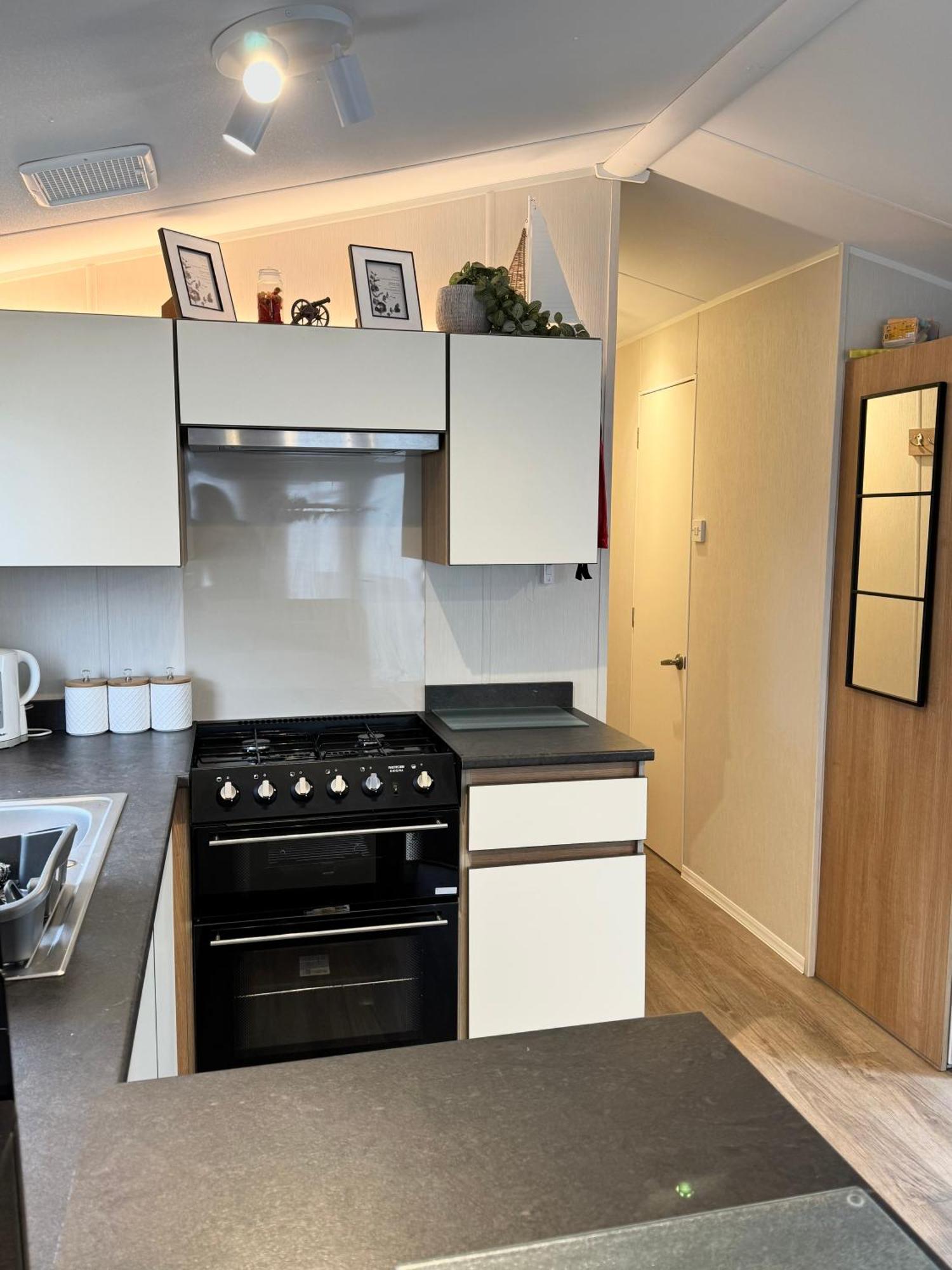 Oaken Caravan - Golden Sands Away Resorts Kinmel Bay エクステリア 写真